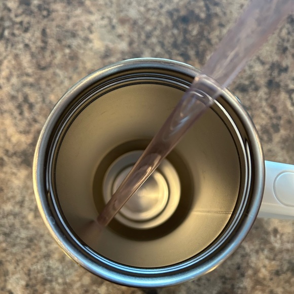 Stanley Love Shack Fancy 40 oz. Ribbon Rosa - Picture 2 of 4